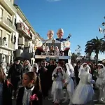 Отель Ely Виареджо