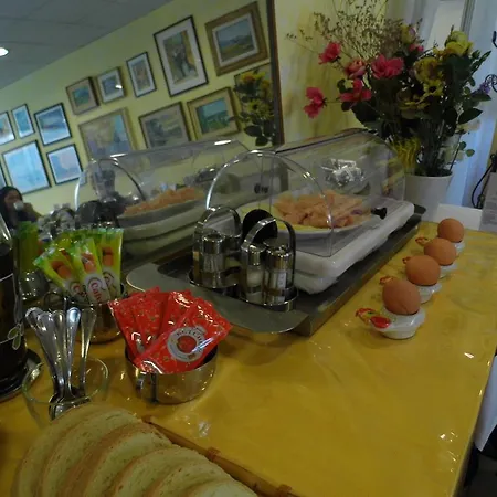 Hotel Ely Viareggio