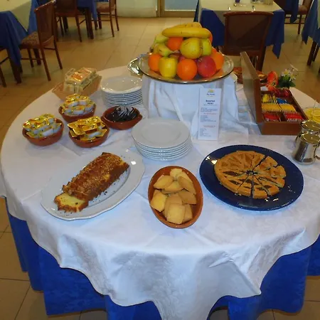 Szálloda Ely Viareggio