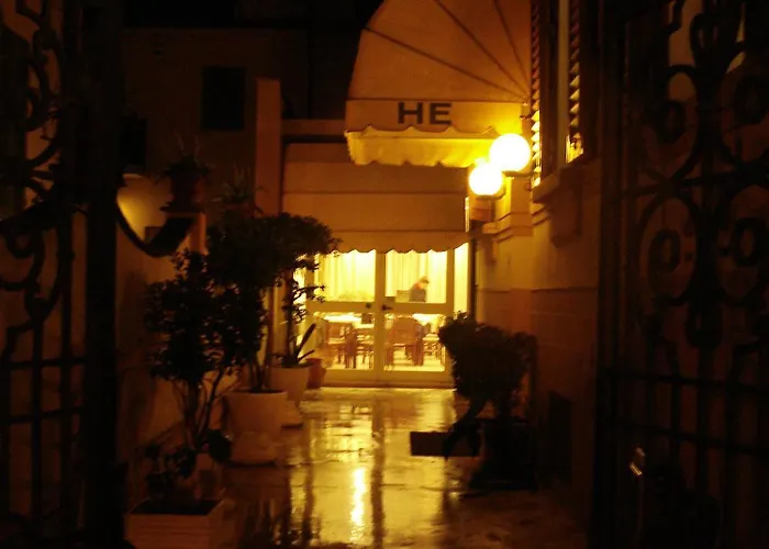 Hotel Ely 2*